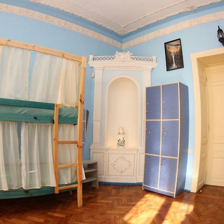Orpheus Hostel And Apartments Odessa Dış mekan fotoğraf
